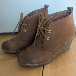Womens Sperry Top sider  booties size 5